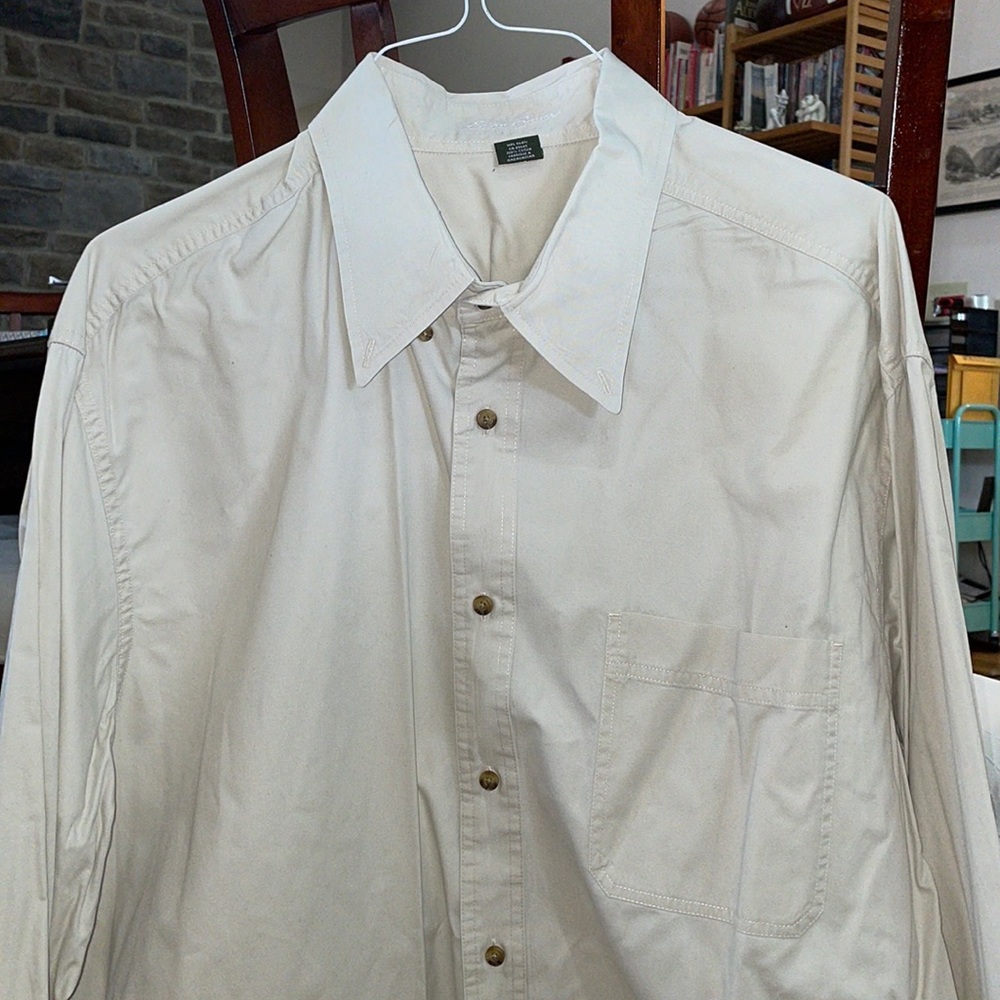 Men’s Eddie Bauer Button Down